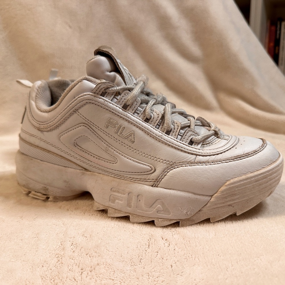Fila All White Sneakers 75 (Women’s 9.5)